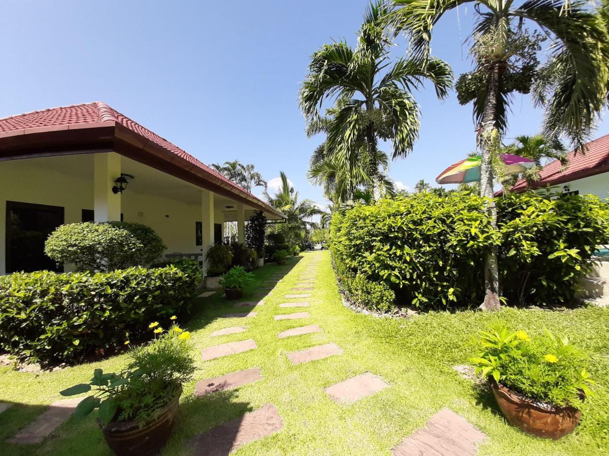 D&K Smiley Phuket Resort Rawai Exterior photo