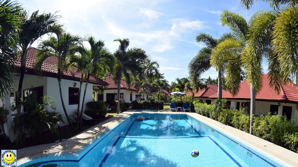 D&K Smiley Phuket Resort Rawai Exterior photo
